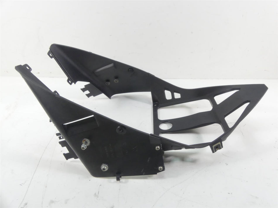 2004 Aprilia RSV1000 R Mille Inner Fairing Oil Cooler Cover 106889 {{ shop.shopifyCountryName }} - Mototech271