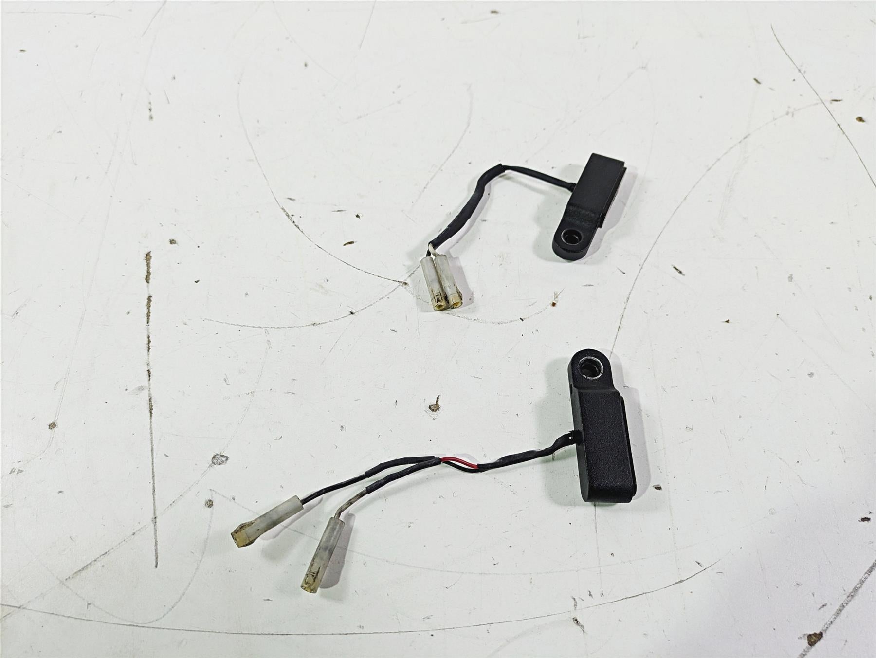 2019 Triumph Speed Triple RS 1050 Aftermarket Tiny Small Blinker Turn Signals {{ shop.shopifyCountryName }} - Mototech271
