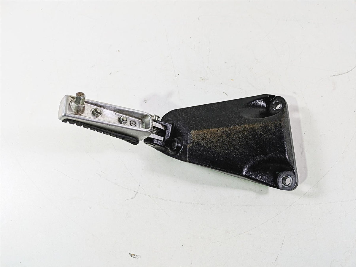 2016 Suzuki M109R VZR1800 Boulevard Left Front Footpeg + Mount 43521-48G01 {{ shop.shopifyCountryName }} - Mototech271