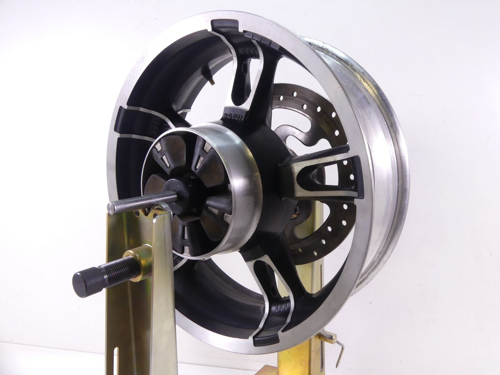 2016 Harley Touring FLHXS Street Glide Sp Straight 16x5 Rear Wheel Rim 40900033 {{ shop.shopifyCountryName }} - Mototech271