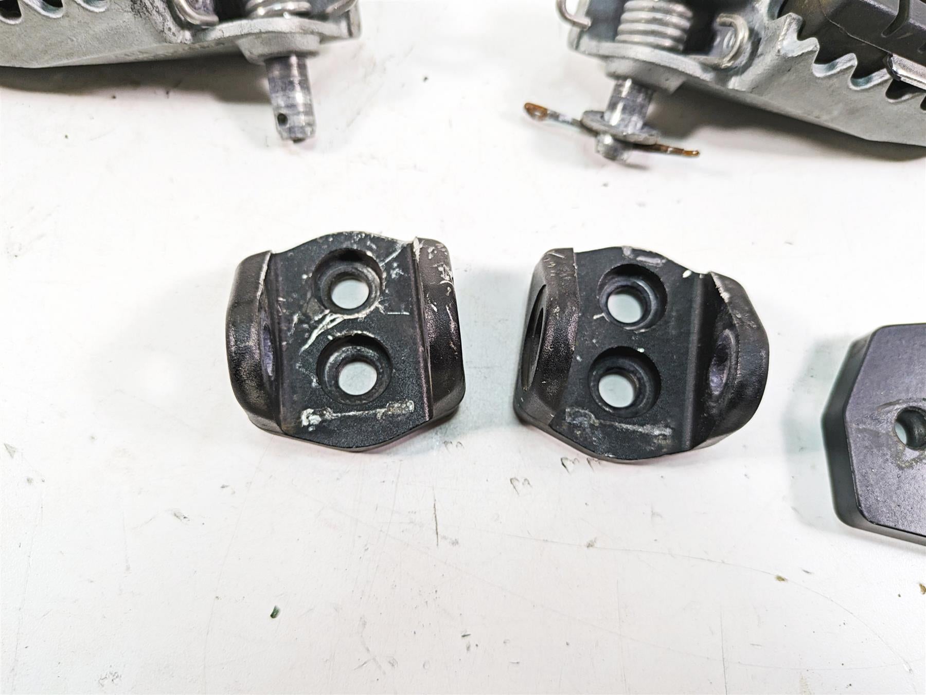 2018 KTM 1090 Adventure R Rider Footpegs Foot Peg Rest Set 60003040133 {{ shop.shopifyCountryName }} - Mototech271