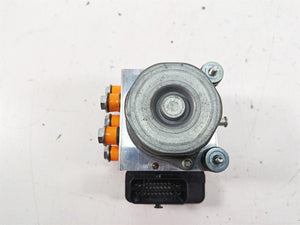 2015 Harley Touring FLHXS Street Glide Abs Brake Pump Module 41100013A | Mototech271