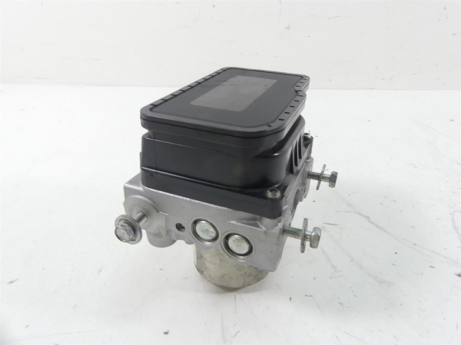 2011 Victory Vision Tour Nissin Abs Brake Pump Pressure Module Unit 1911387 {{ shop.shopifyCountryName }} - Mototech271