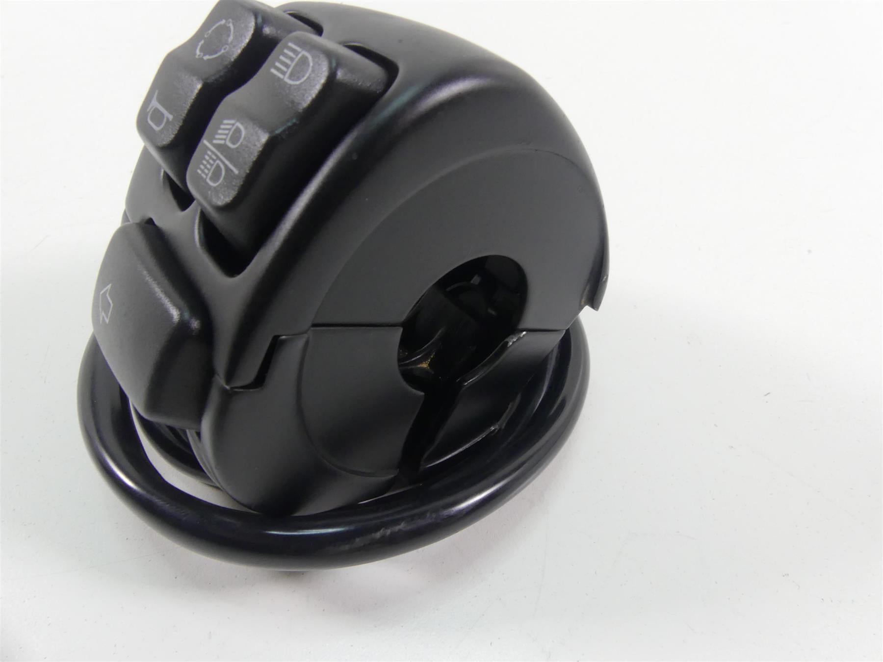 2022 Harley Softail FXBBS Street Bob Left Hand Blinker Control Switch 71500292 {{ shop.shopifyCountryName }} - Mototech271