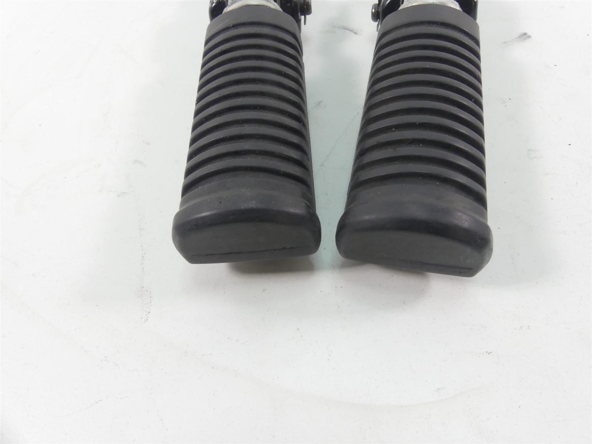 2019 Harley Softail FLSB Sport Glide Rear Passenger Foot Peg Rest Set 50500744 {{ shop.shopifyCountryName }} - Mototech271