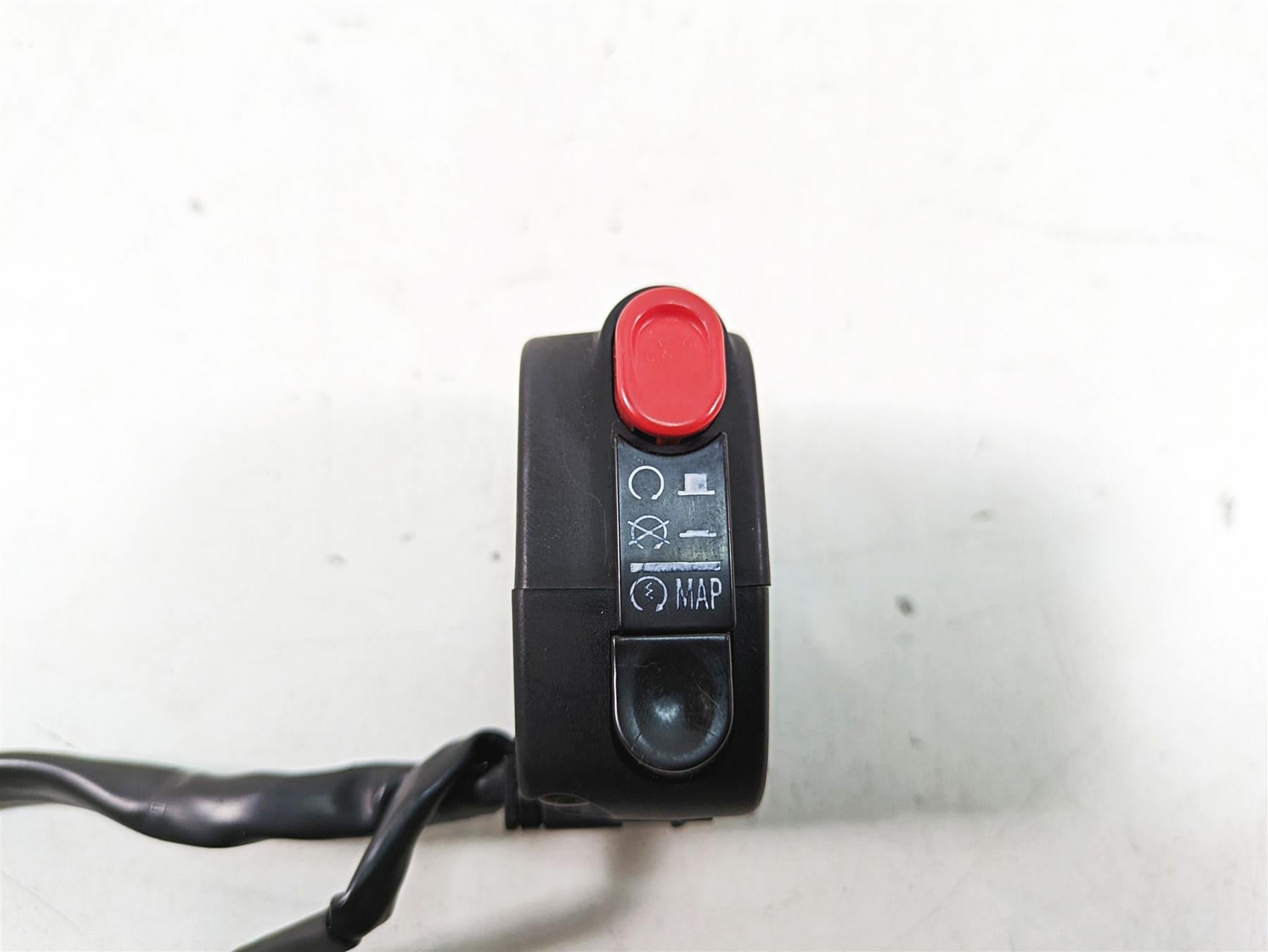 2013 MV Agusta F3 675 ERA Right Hand Start Stop Control Switch 8000B4568 {{ shop.shopifyCountryName }} - Mototech271