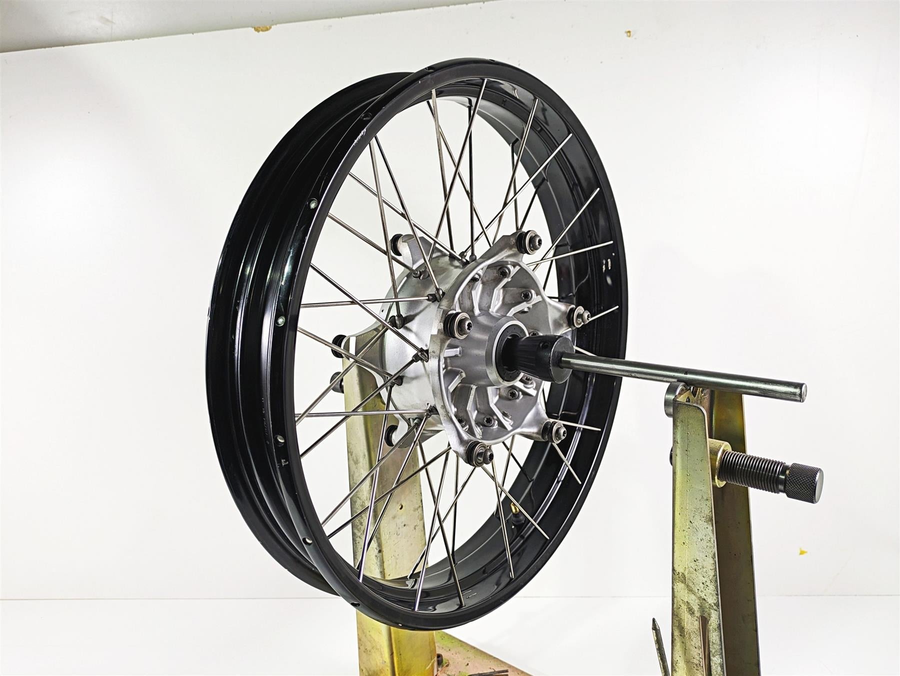 2006 BMW R1200GS K255 Adv Straight 19x2.5 Front Wheel Spoke Rim 36317710866 {{ shop.shopifyCountryName }} - Mototech271