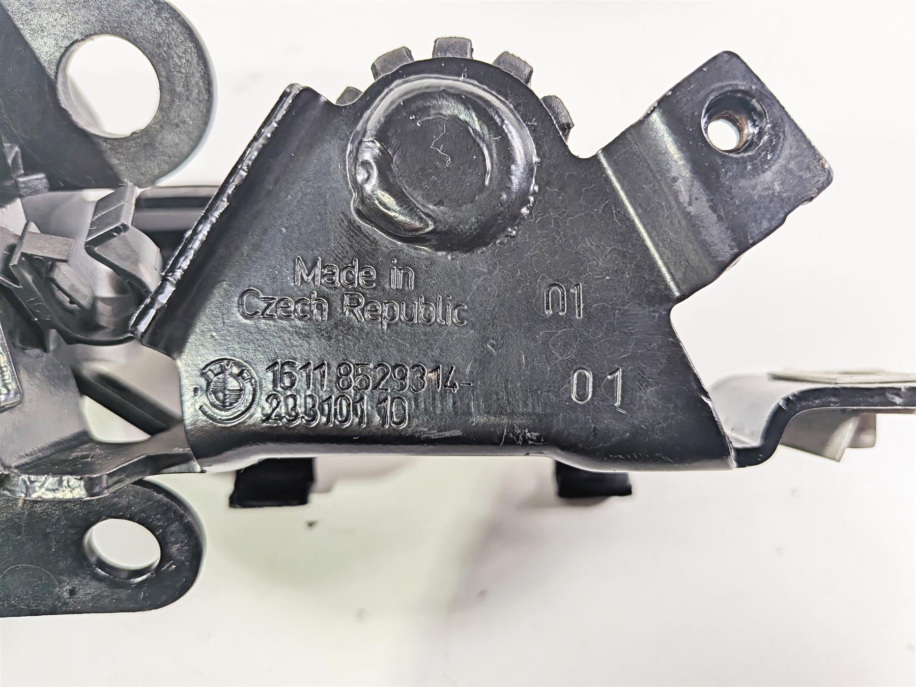 2016 BMW R1200 GS K50 Seat Height Adjuster Set 52538532741 52538532742 {{ shop.shopifyCountryName }} - Mototech271