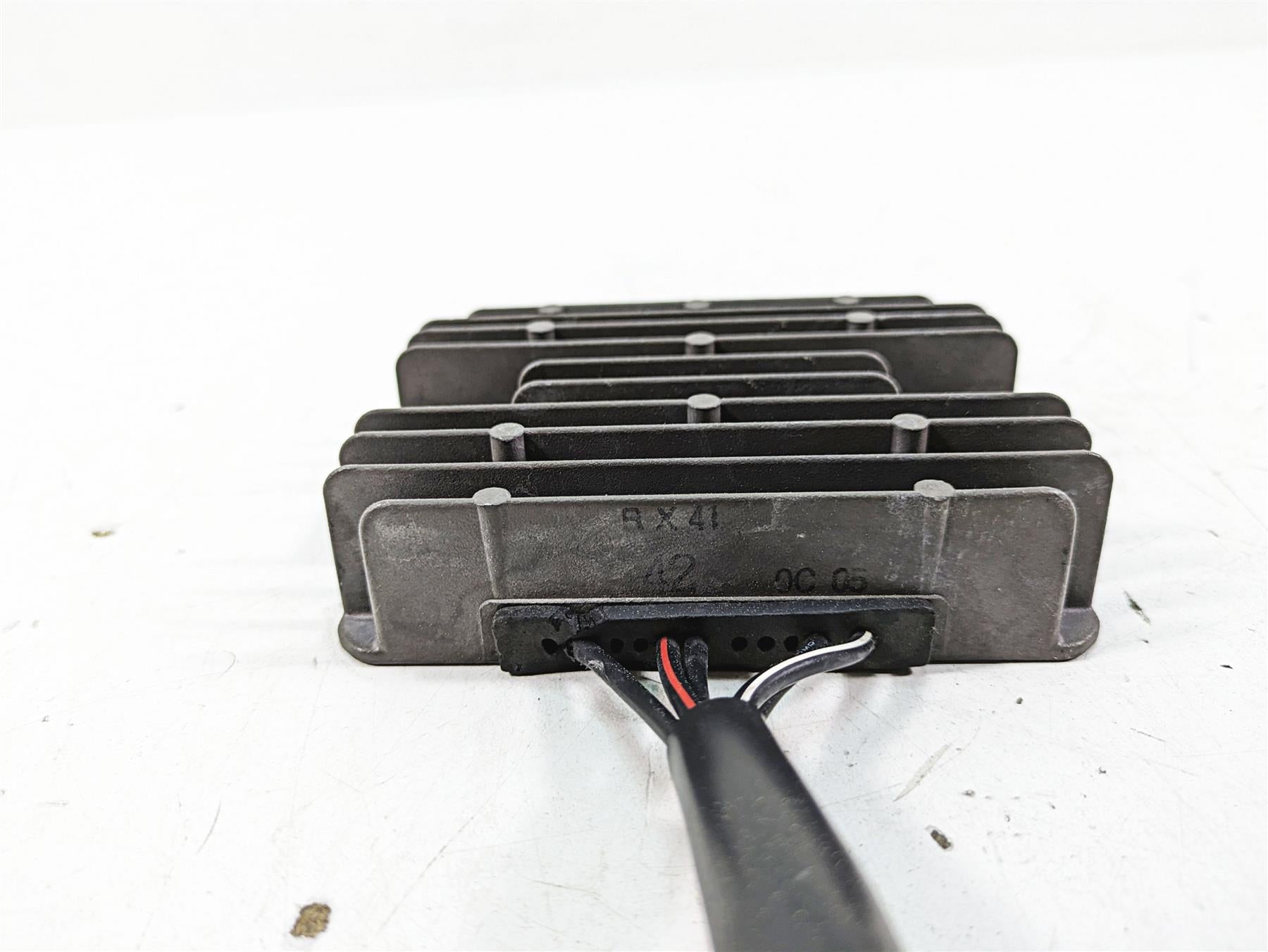 2011 Triumph America Rectifier Voltage Regulator T1300824 {{ shop.shopifyCountryName }} - Mototech271