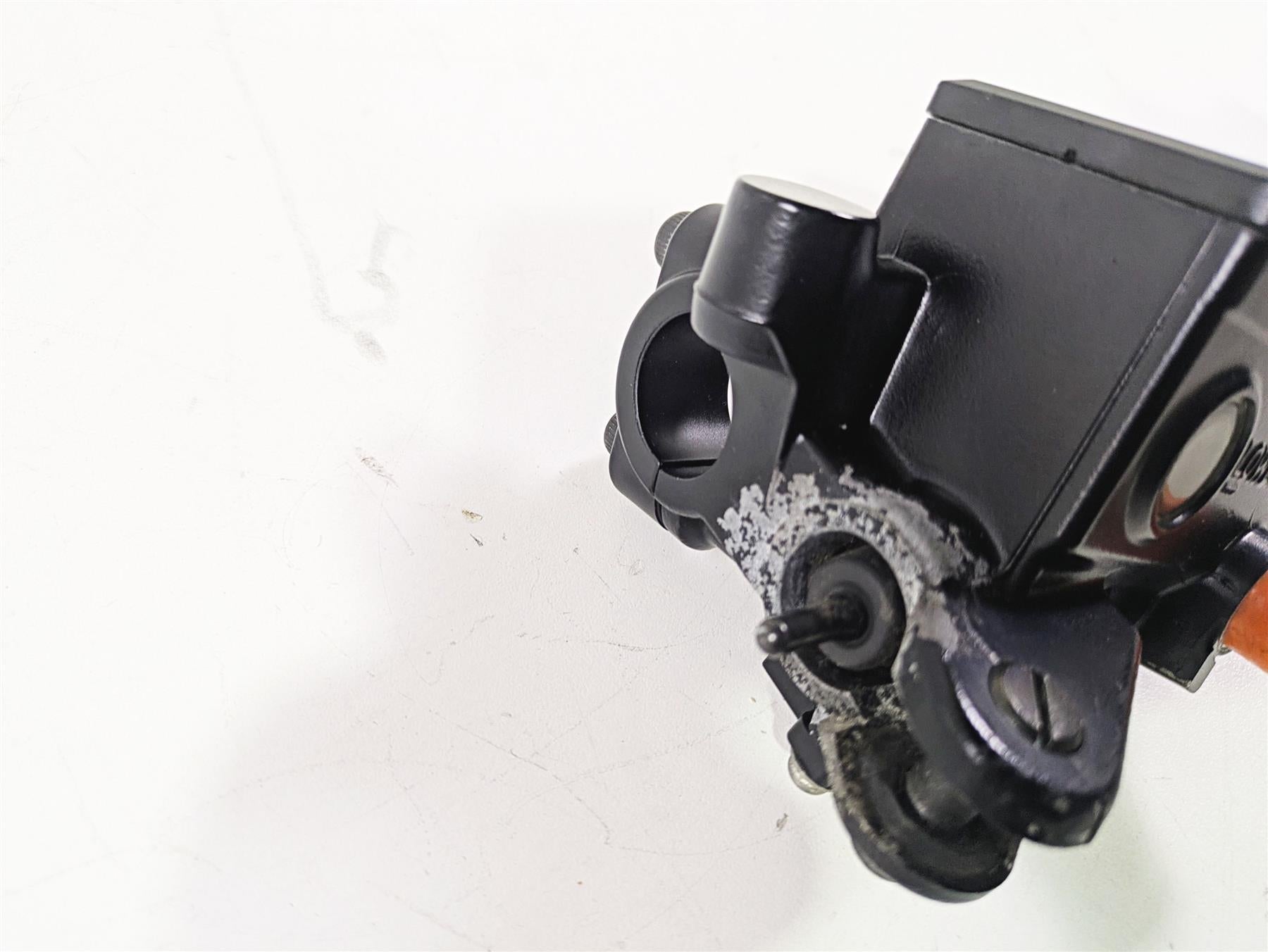 2009 Yamaha FZ1 FZS10 Fazer Brembo Front Brake Master Cylinder 3C3-W2587-00-00 {{ shop.shopifyCountryName }} - Mototech271