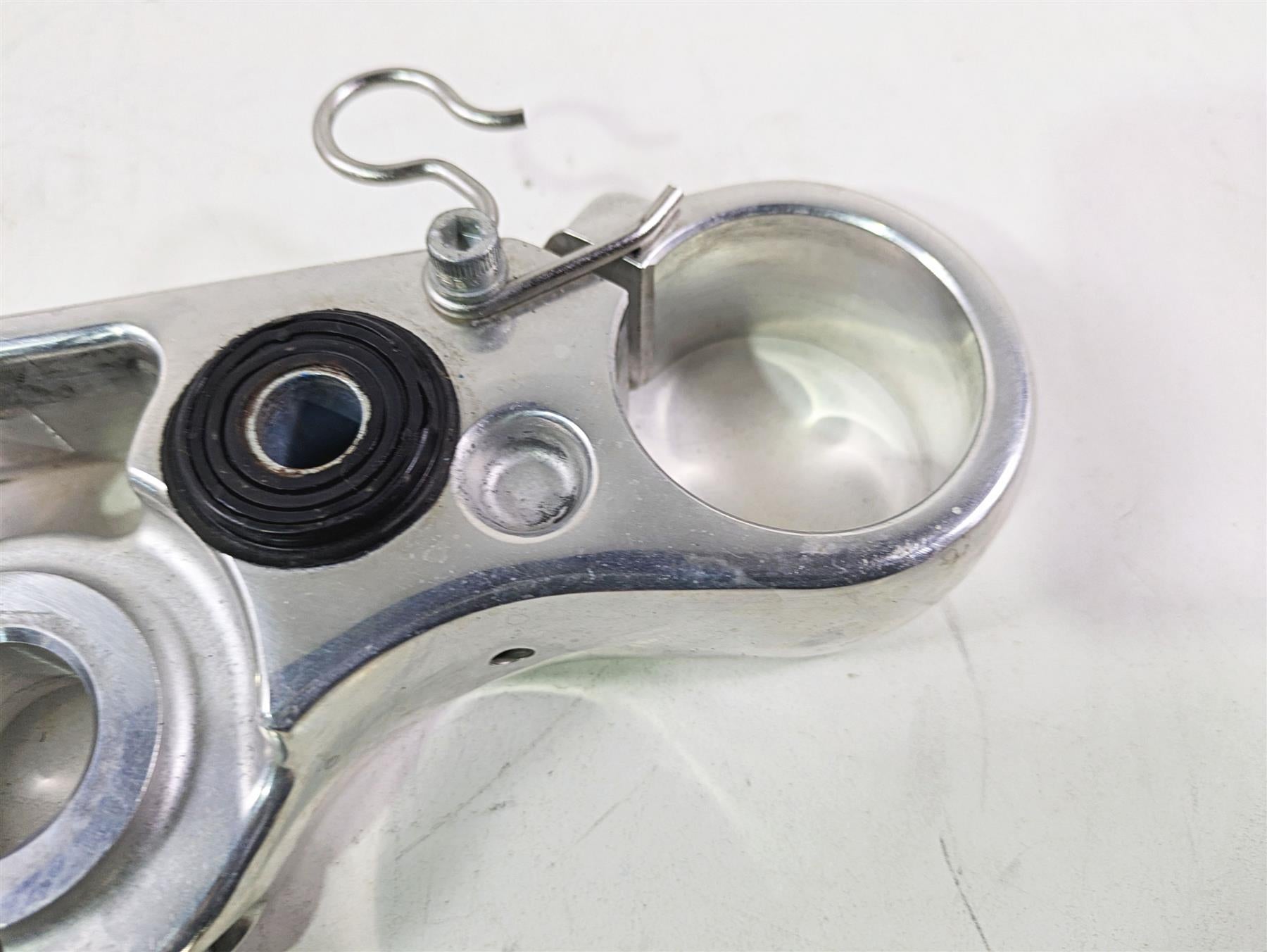 2020 Harley Softail FXST Standard Upper Triple Tree Steering Clamp 45900298 {{ shop.shopifyCountryName }} - Mototech271