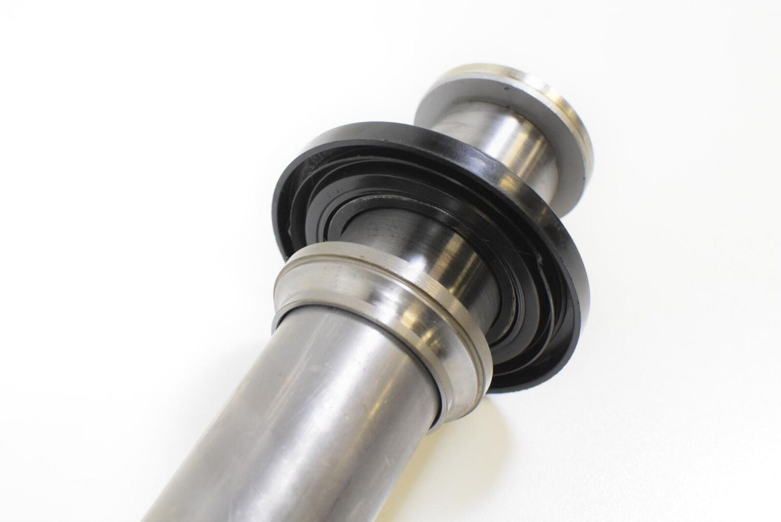 2012 Kawasaki EX650R EX650 R Ninja Lower Triple Tree Steering Stem 44037-0119-18 {{ shop.shopifyCountryName }} - Mototech271