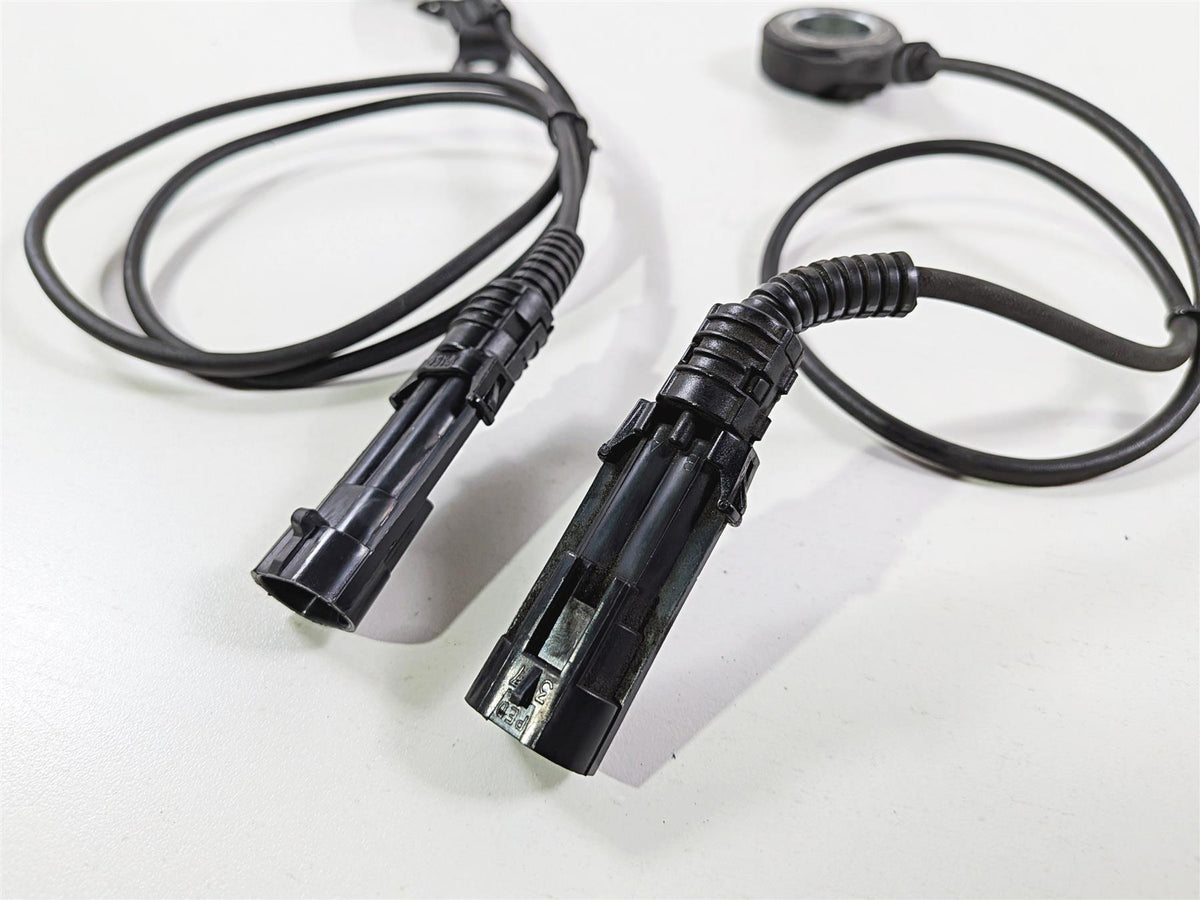 2017 Harley Touring FLHXS Street Glide Front Rear Abs Sensor Set 32700015 {{ shop.shopifyCountryName }} - Mototech271