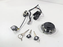 Load image into Gallery viewer, 2006 Suzuki GSXR1000 K6 Ignition Switch Key Lock Set READ 37101-40820
