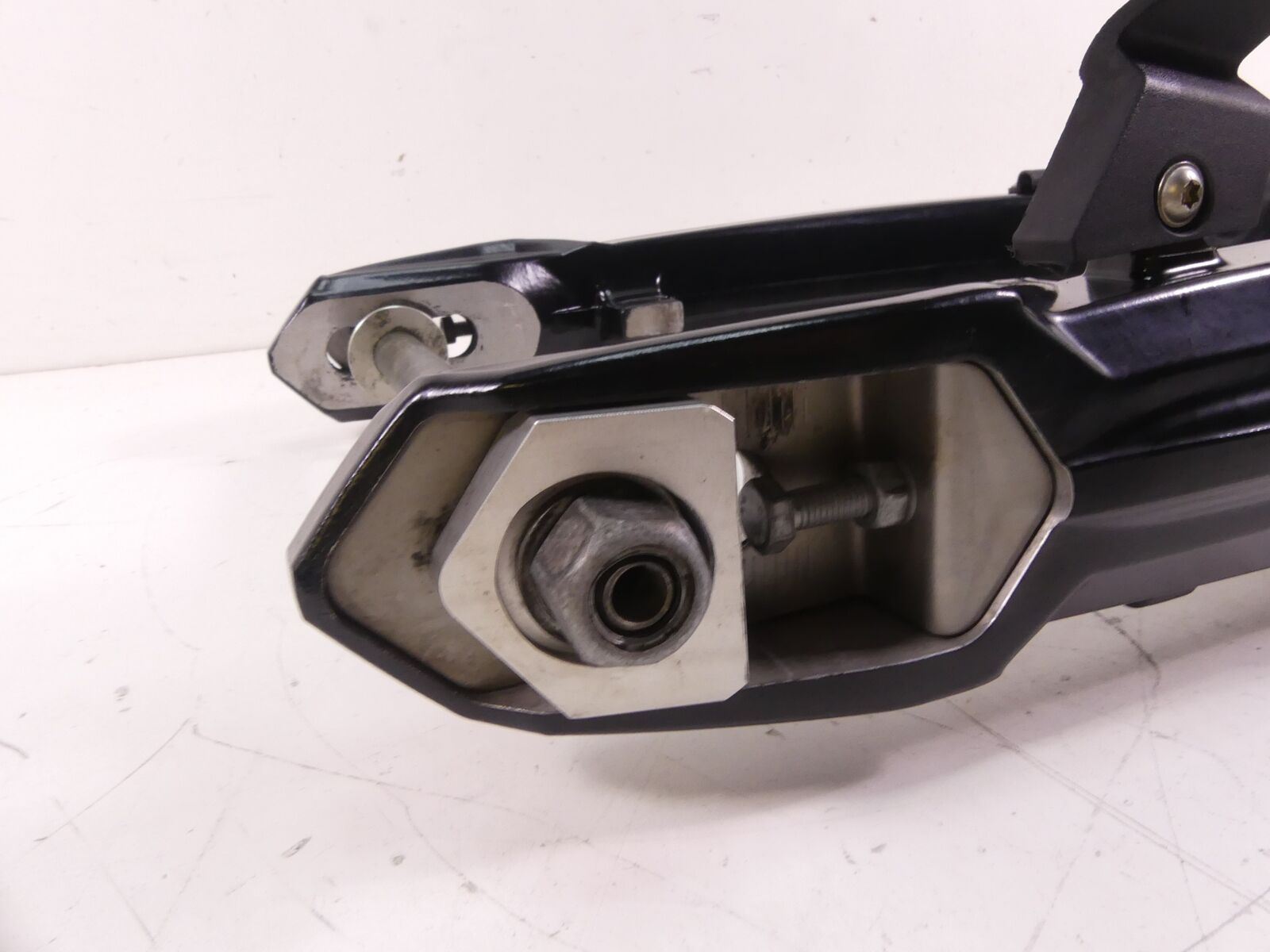 2010 BMW F800GS K72 Straight Swingarm Rear Swing Arm + Axle 20mm 33178549120 {{ shop.shopifyCountryName }} - Mototech271