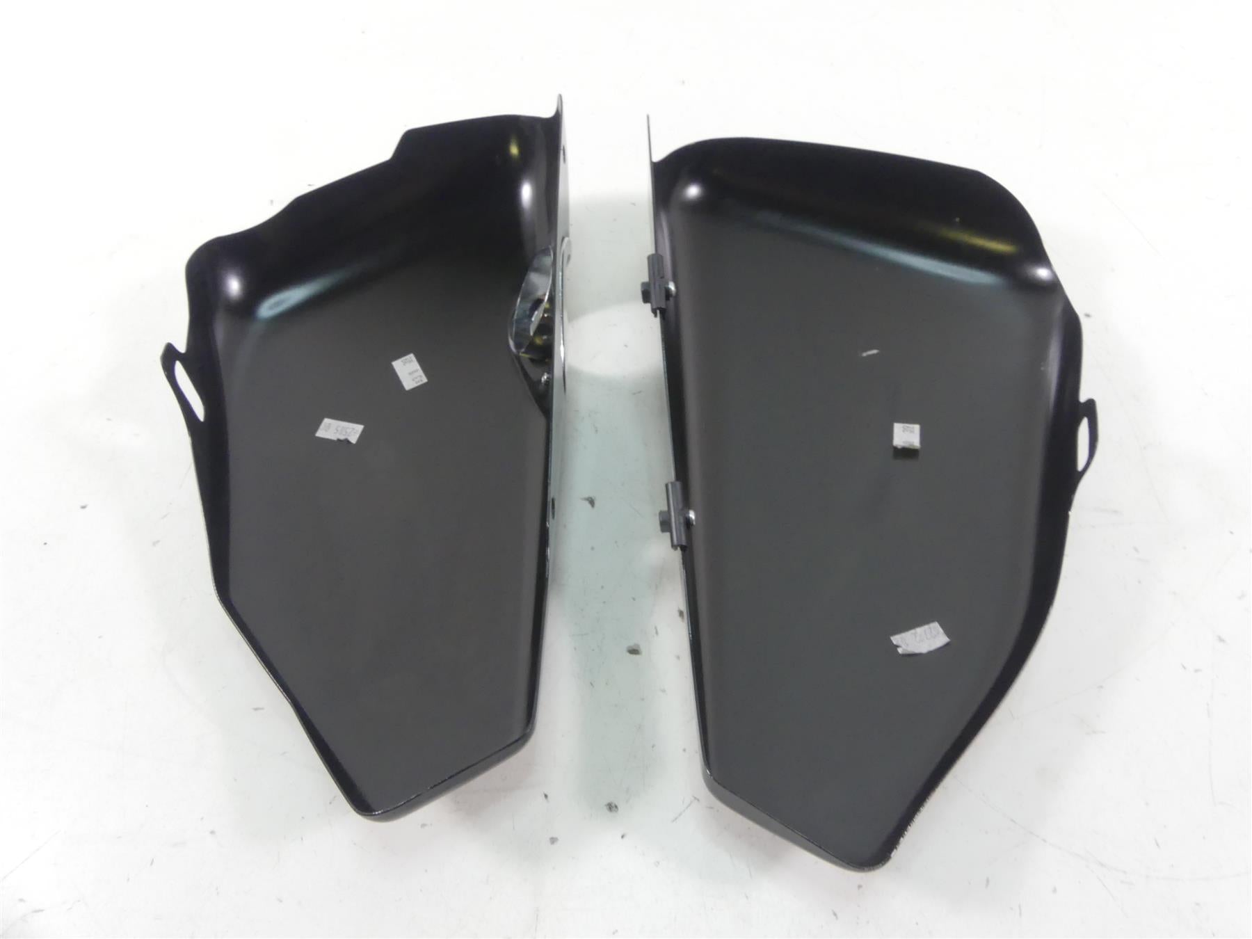 2020 Harley XL1200 CX Sportster Roadster Side Cover Set 57200092DH 57200091DH {{ shop.shopifyCountryName }} - Mototech271