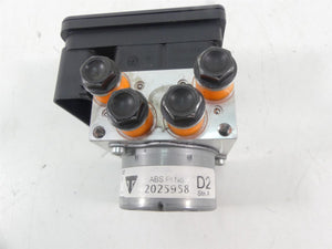 2019 Triumph Street Triple 765R Abs Brake Pump Module Unit T2025960