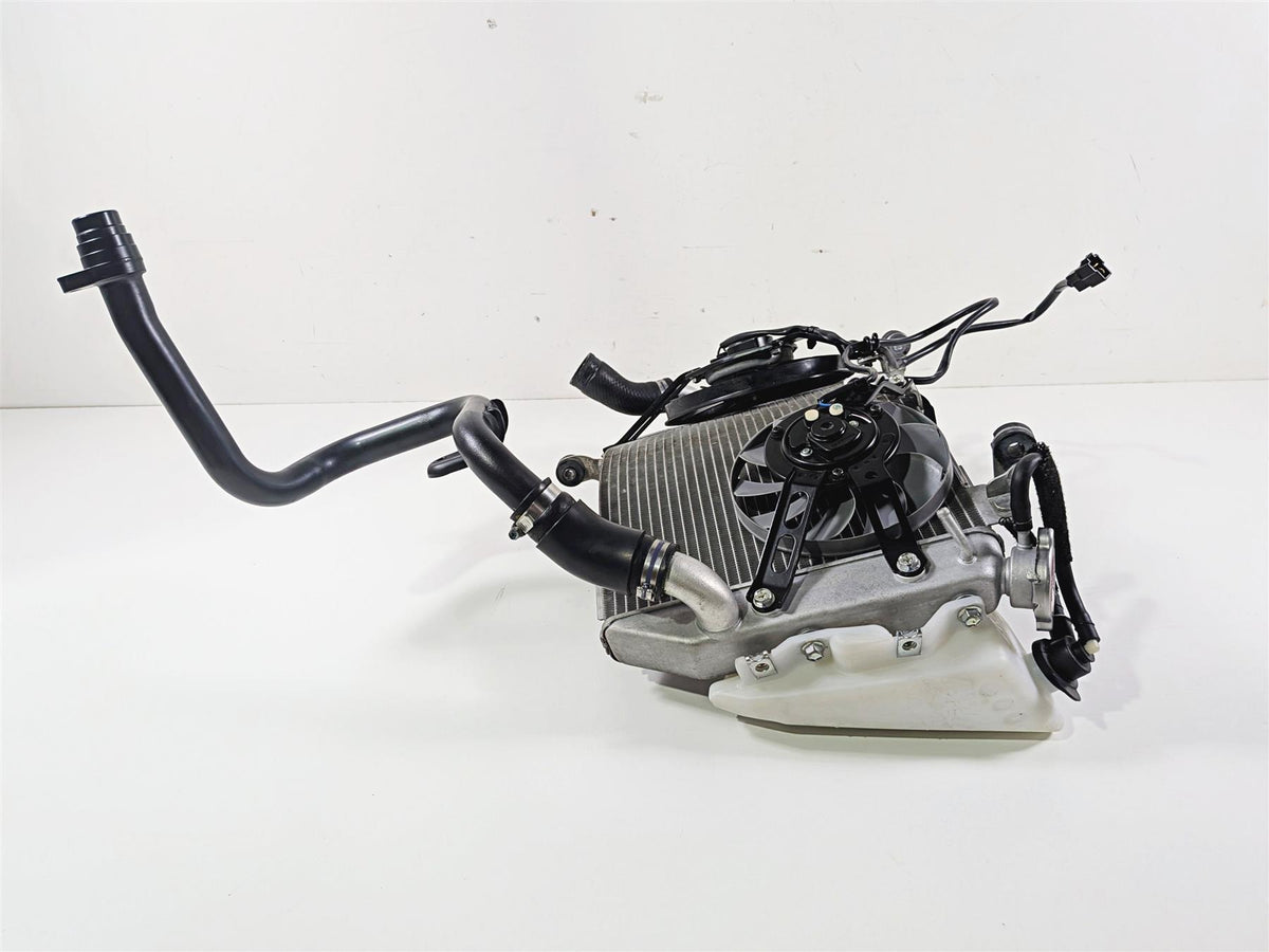 2023 Yamaha MT10 MTN1000 Radiator Fan Reservoir Hoses Set B5Y-12461-00-00 {{ shop.shopifyCountryName }} - Mototech271