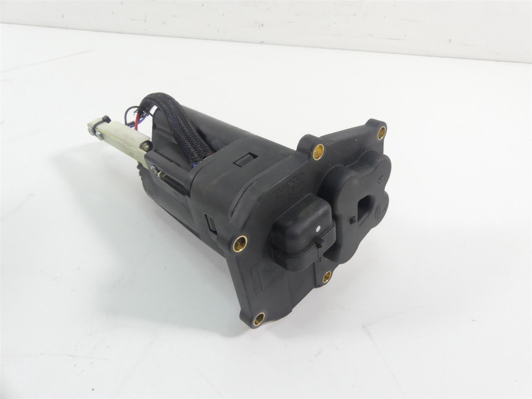 2018 Ducati Panigale 1100 V4 S Fuel Gas Petrol Pump 16024371A {{ shop.shopifyCountryName }} - Mototech271