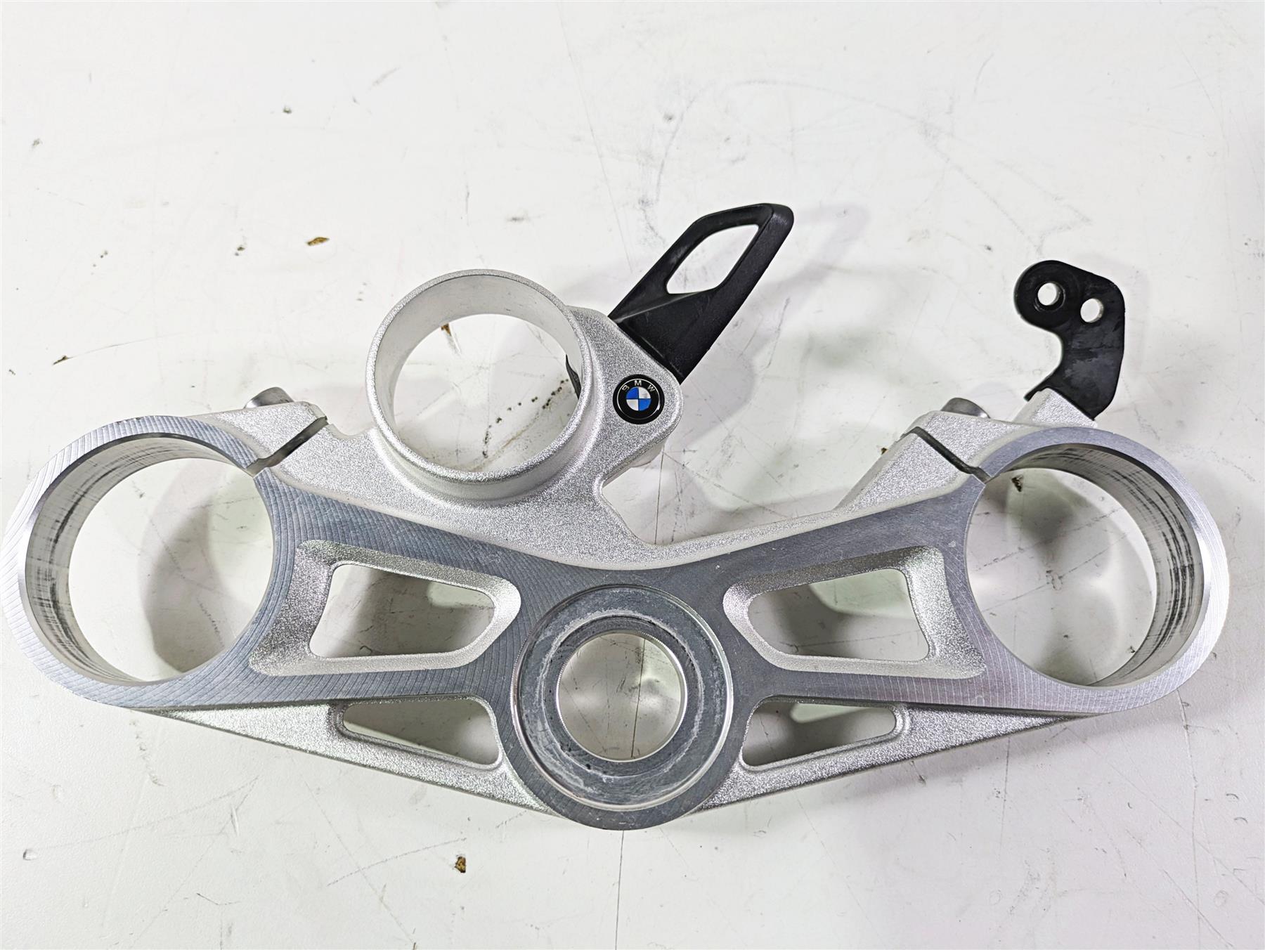 2016 BMW S1000RR K46 Upper Triple Tree Steering Clamp 31428549498 {{ shop.shopifyCountryName }} - Mototech271