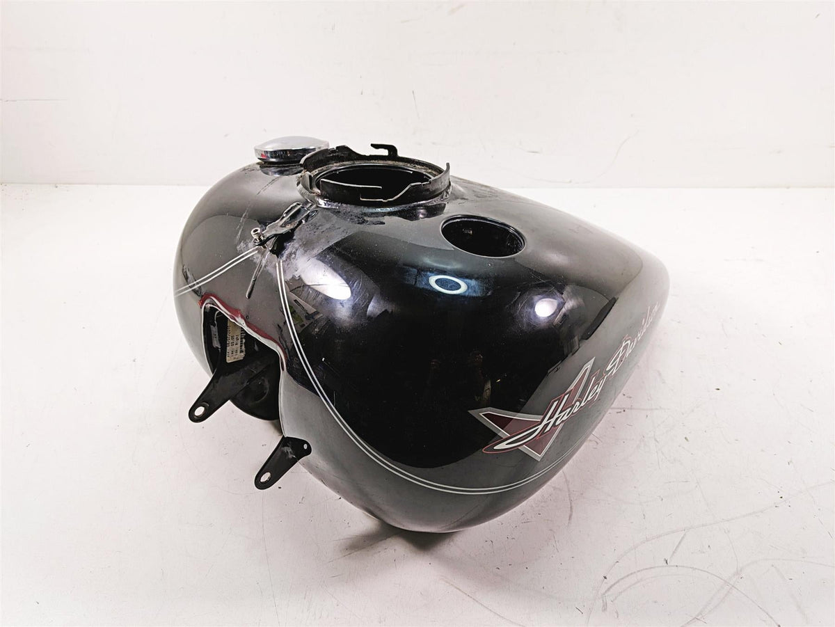 2011 Harley Touring FLHR Road King Fuel Gas Petrol Tank 61000691 61268-08 {{ shop.shopifyCountryName }} - Mototech271