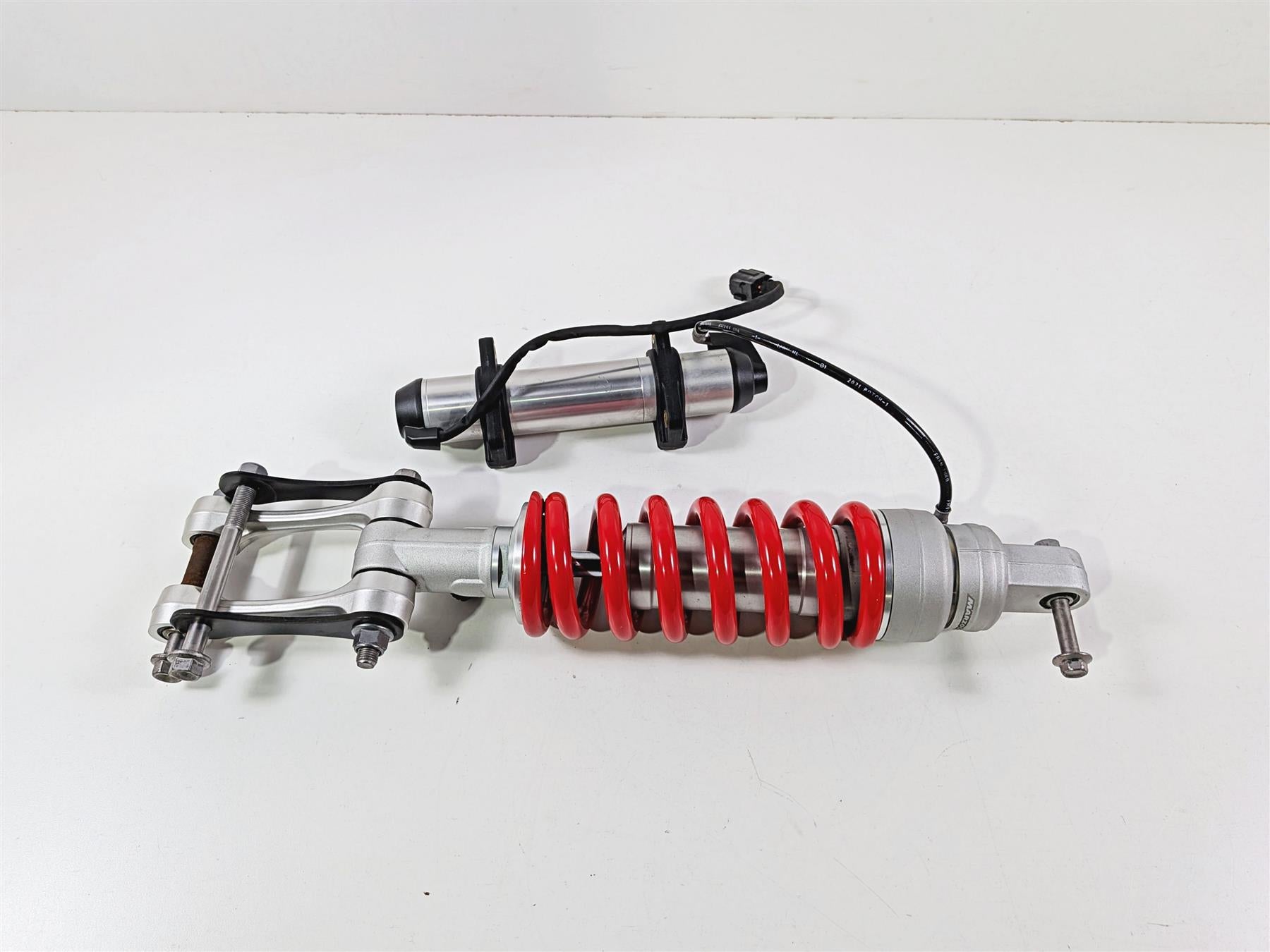 2022 Triumph Tiger 900 GT Pro Rear Marzocchi Suspension Shock Damper T2057764 {{ shop.shopifyCountryName }} - Mototech271