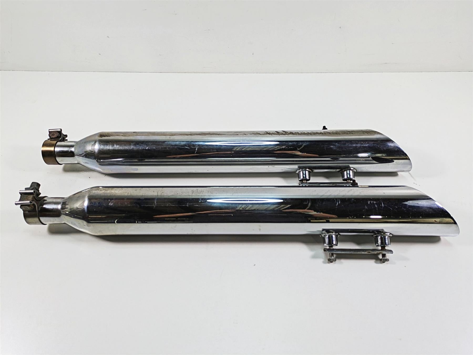 2006 Harley Touring FLHXI Street Glide Slash Down Cut Exhaust Muffler Set {{ shop.shopifyCountryName }} - Mototech271