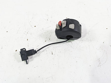2023 Triumph Street Triple 765 RS Left Turn Signal Control Switch -Read T2044338 {{ shop.shopifyCountryName }} - Mototech271