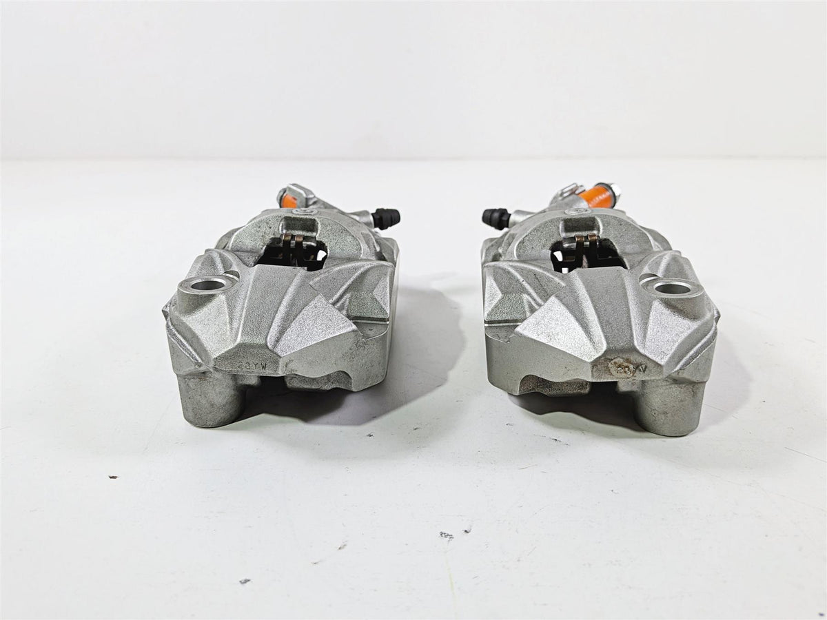 2024 Suzuki GSXR 600 Brembo Front Brake Calipers 108mm 59300-17K20-999 59100-17K20-999 {{ shop.shopifyCountryName }} - Mototech271