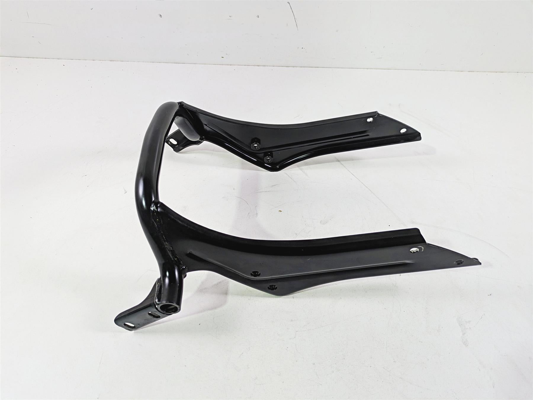 2017 Indian Chieftain Limited Rear Fender Metal Support 1023005
