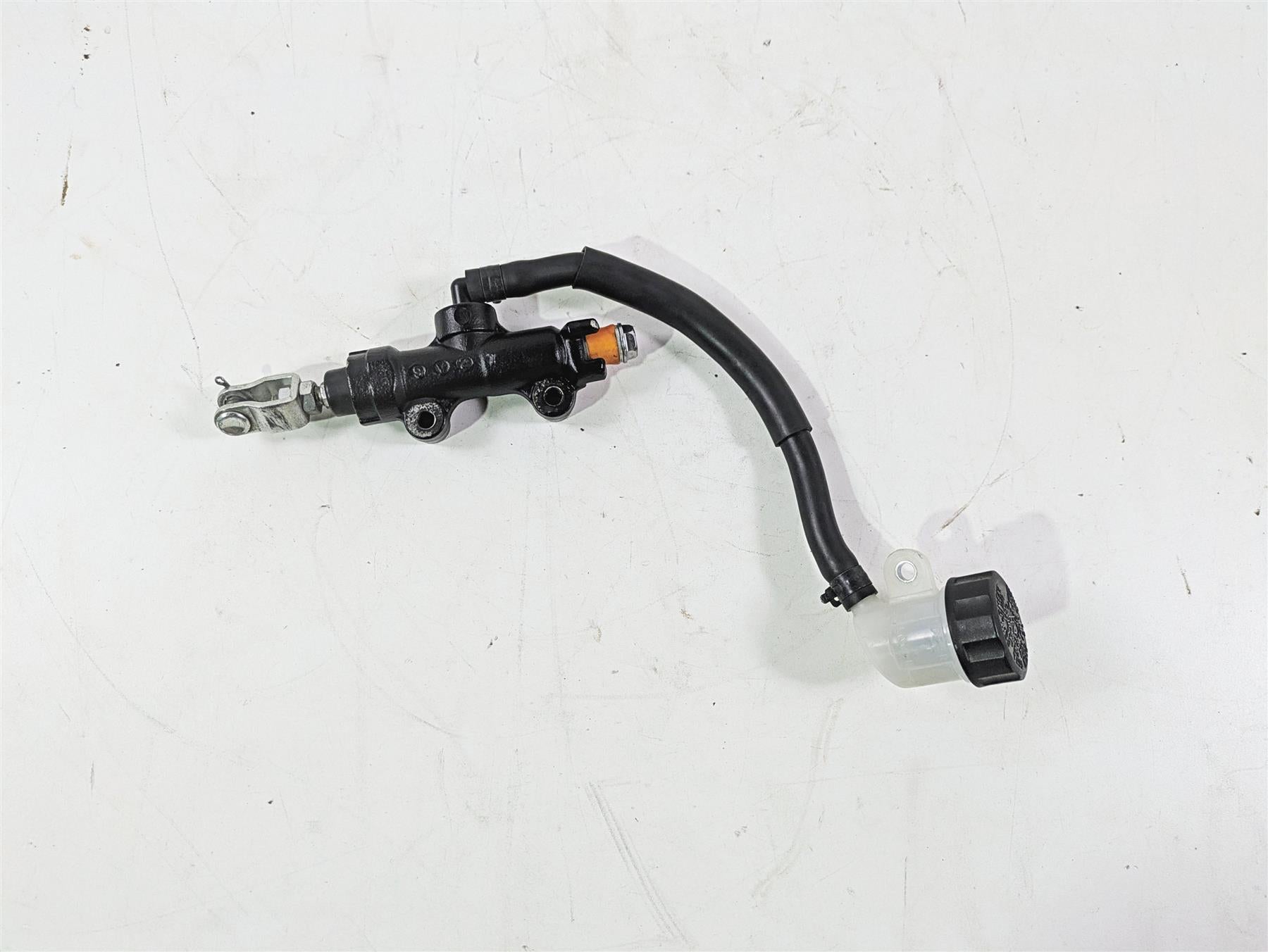 2020 Kawasaki ZX6R ZX636 Ninja Rear Brake Master Cylinder 1/2" Bore 43015-0575 {{ shop.shopifyCountryName }} - Mototech271