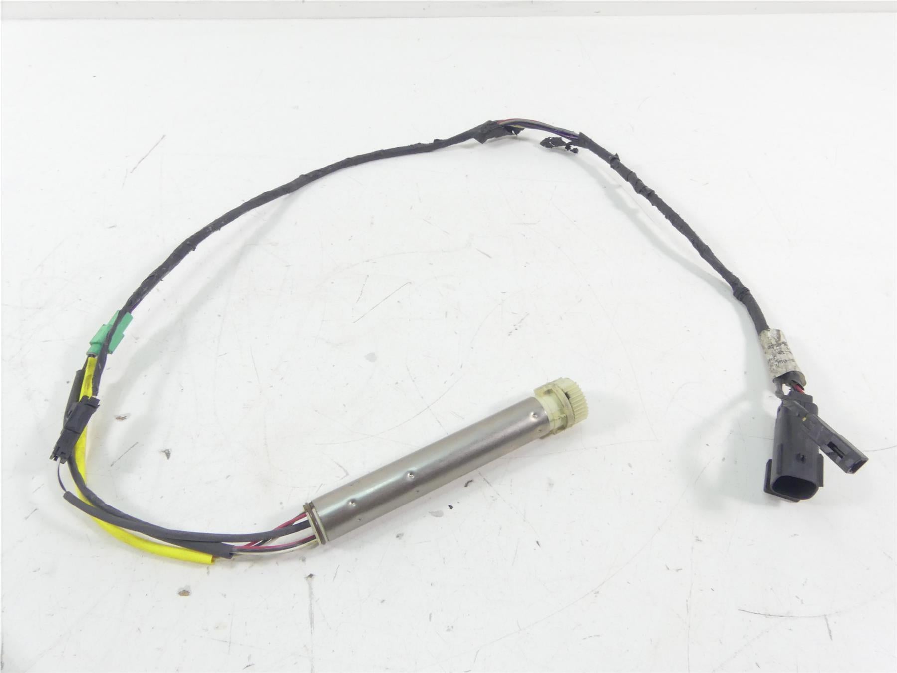 2011 Harley Touring FLTRX Road Glide Ride Fly By Wire Throttle Sensor 32305-08B