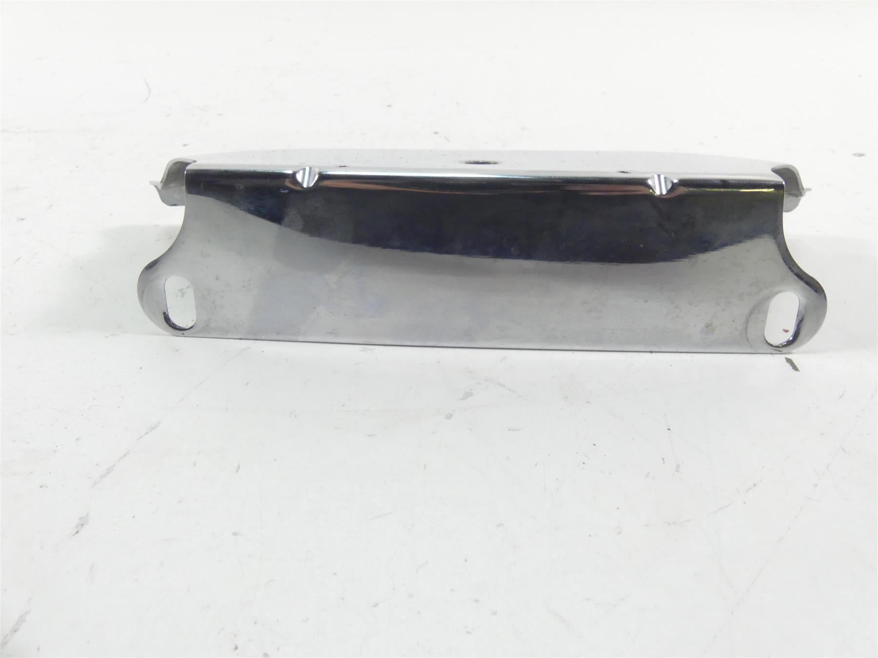 2005 Harley Touring CVO FLHTC SE Electra Glide Lower Triple Tree Chrome Cover {{ shop.shopifyCountryName }} - Mototech271