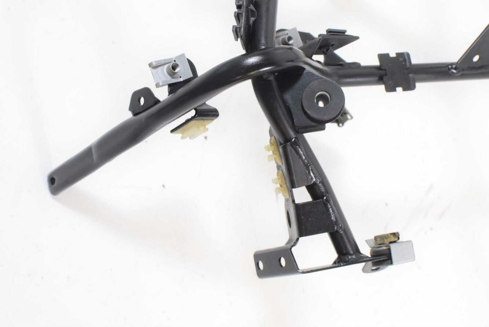 2003 BMW R1150 RT R1150RT R22 Front Subframe Sub Frame Bracket Stay 46637651240 {{ shop.shopifyCountryName }} - Mototech271