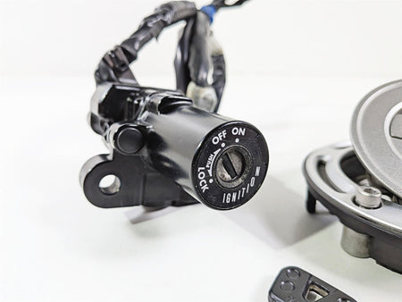2024 Yamaha YZF R1 RN65 Ignition Switch Key Lock Set B3L-82501-11-00 {{ shop.shopifyCountryName }} - Mototech271