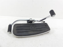 Load image into Gallery viewer, 2002 Yamaha XVS1100 V-Star Left Footboard Floor Board + Shifter 5KS-27410-00-00
