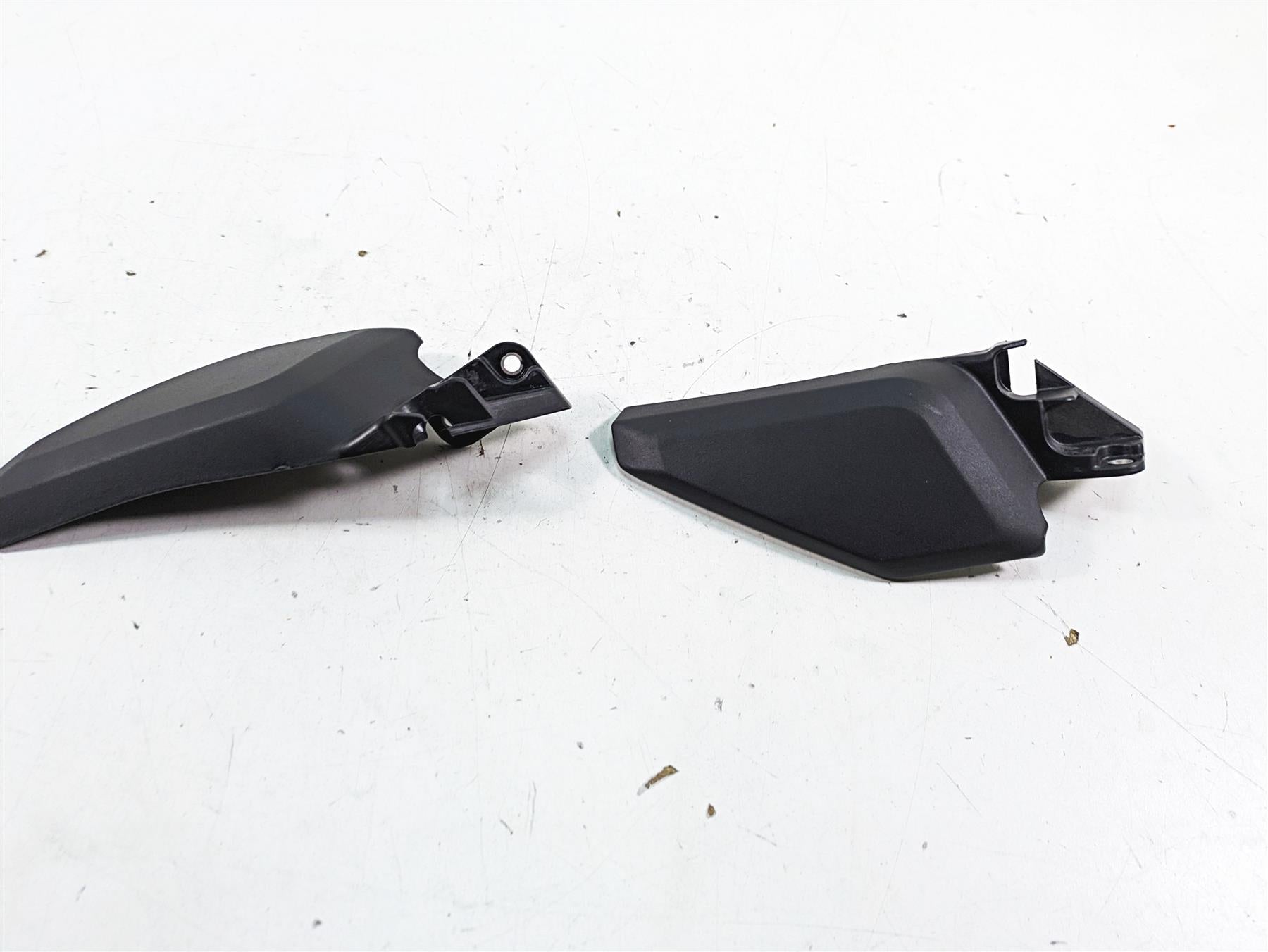 2022 Harley RA1250 S Pan America Frame Neck Cover Set 57300224 57300223 {{ shop.shopifyCountryName }} - Mototech271