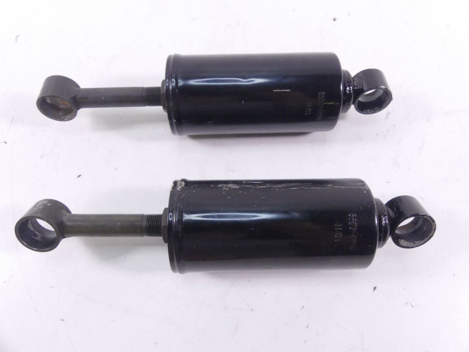 1995 Harley FXSTS Softail Springer Rear Shock Damper Suspension Set 54508-89A {{ shop.shopifyCountryName }} - Mototech271