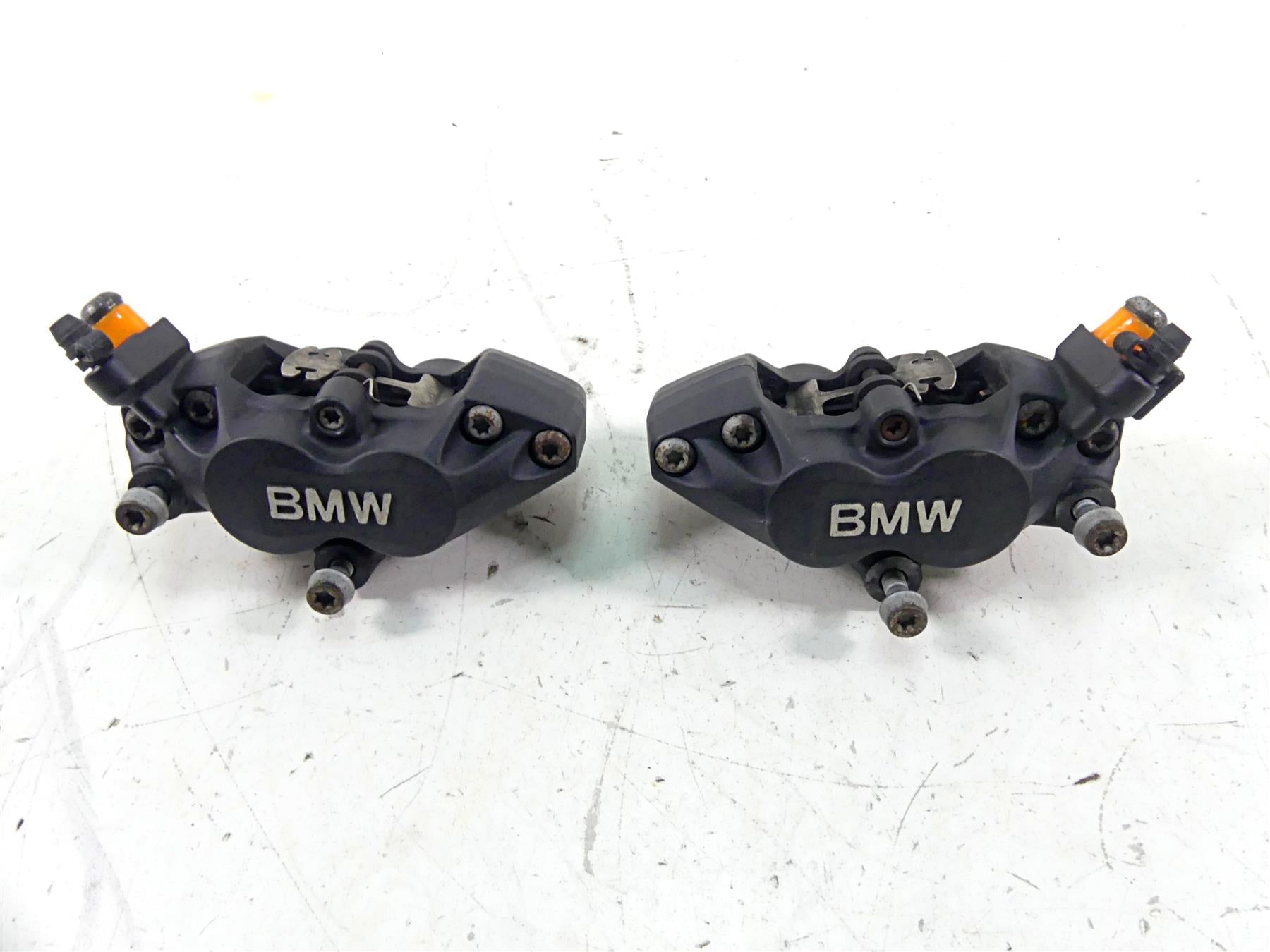 2009 BMW R1200 GS K25 Brembo Front Brake Caliper Set 34117711438 34117711439 {{ shop.shopifyCountryName }} - Mototech271