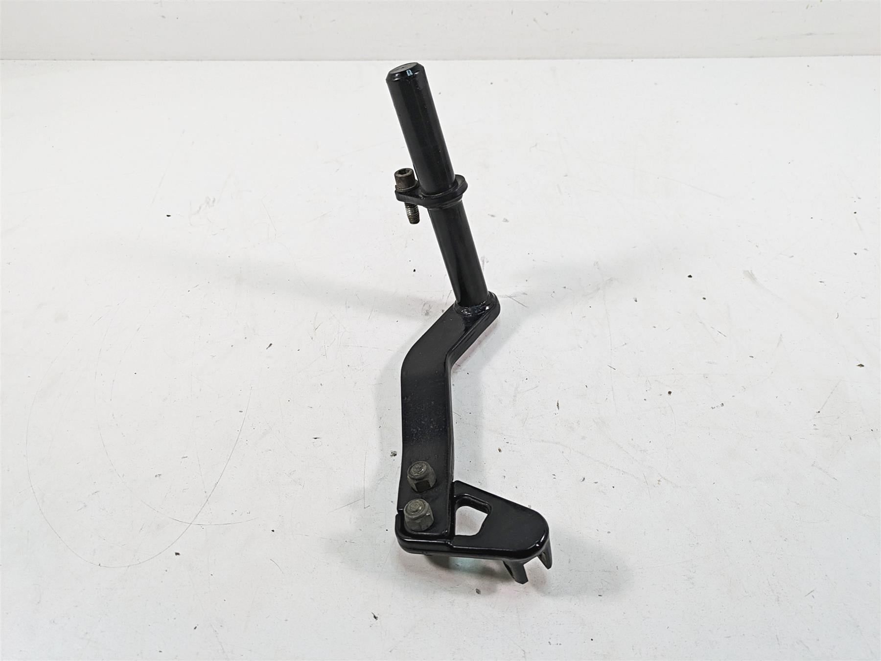 1999 Harley Dyna FXDL Low Rider Left Rear Footpeg Mount Arm 52740-94A {{ shop.shopifyCountryName }} - Mototech271
