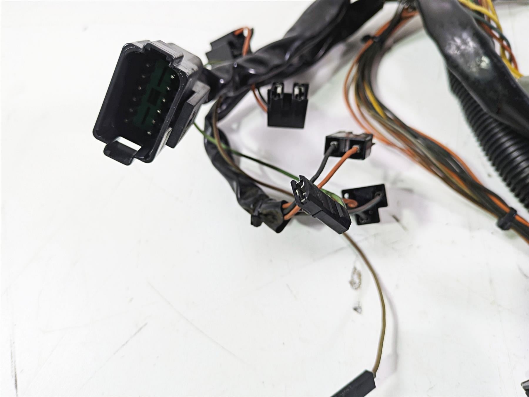 2003 Harley Touring FLHTCUI E-Glide 100th Front Interconnect Wiring 70232-03 {{ shop.shopifyCountryName }} - Mototech271