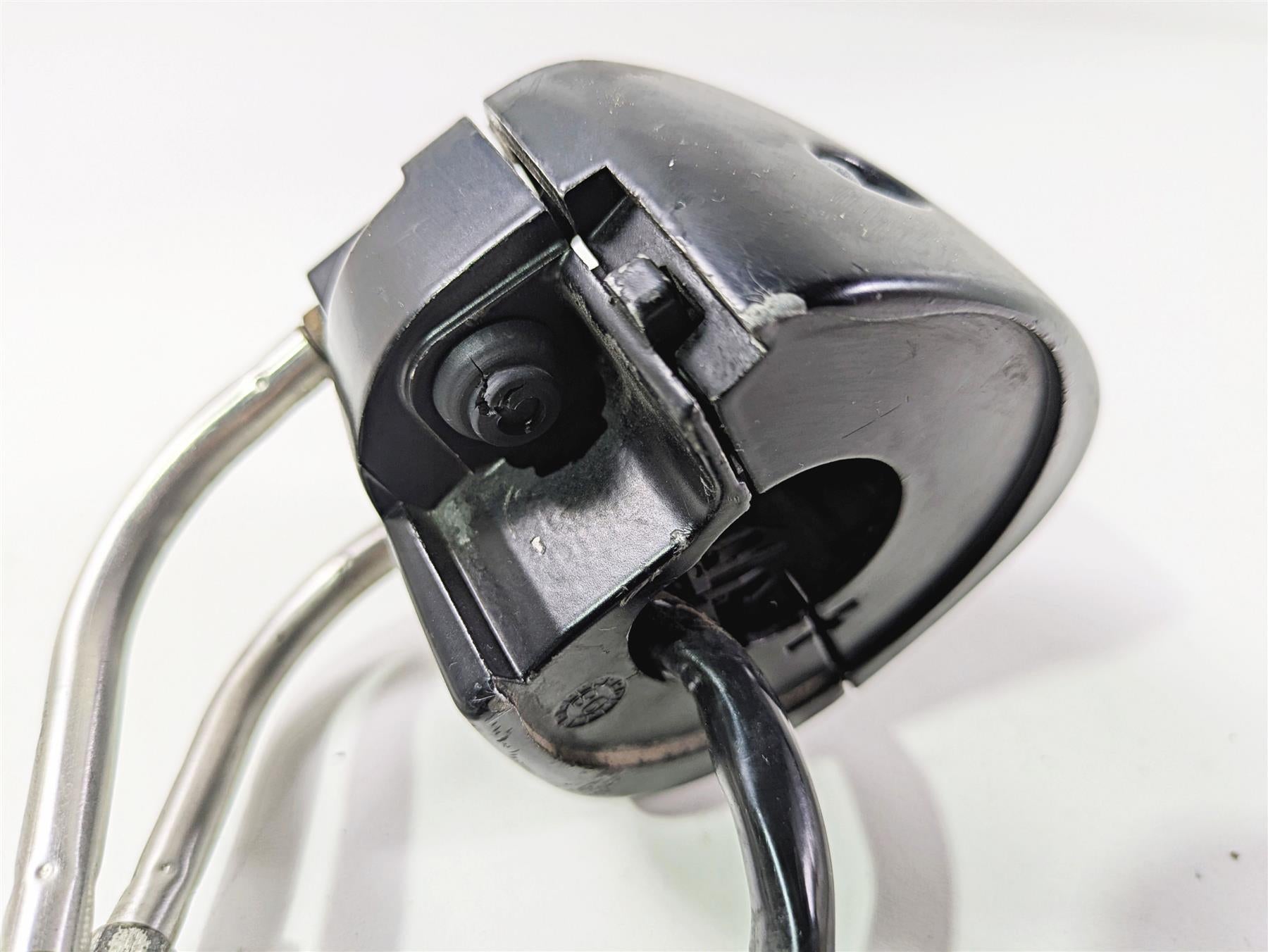 1999 Harley Dyna FXDL Low Rider Right Hand Control Switch 71684-06A {{ shop.shopifyCountryName }} - Mototech271