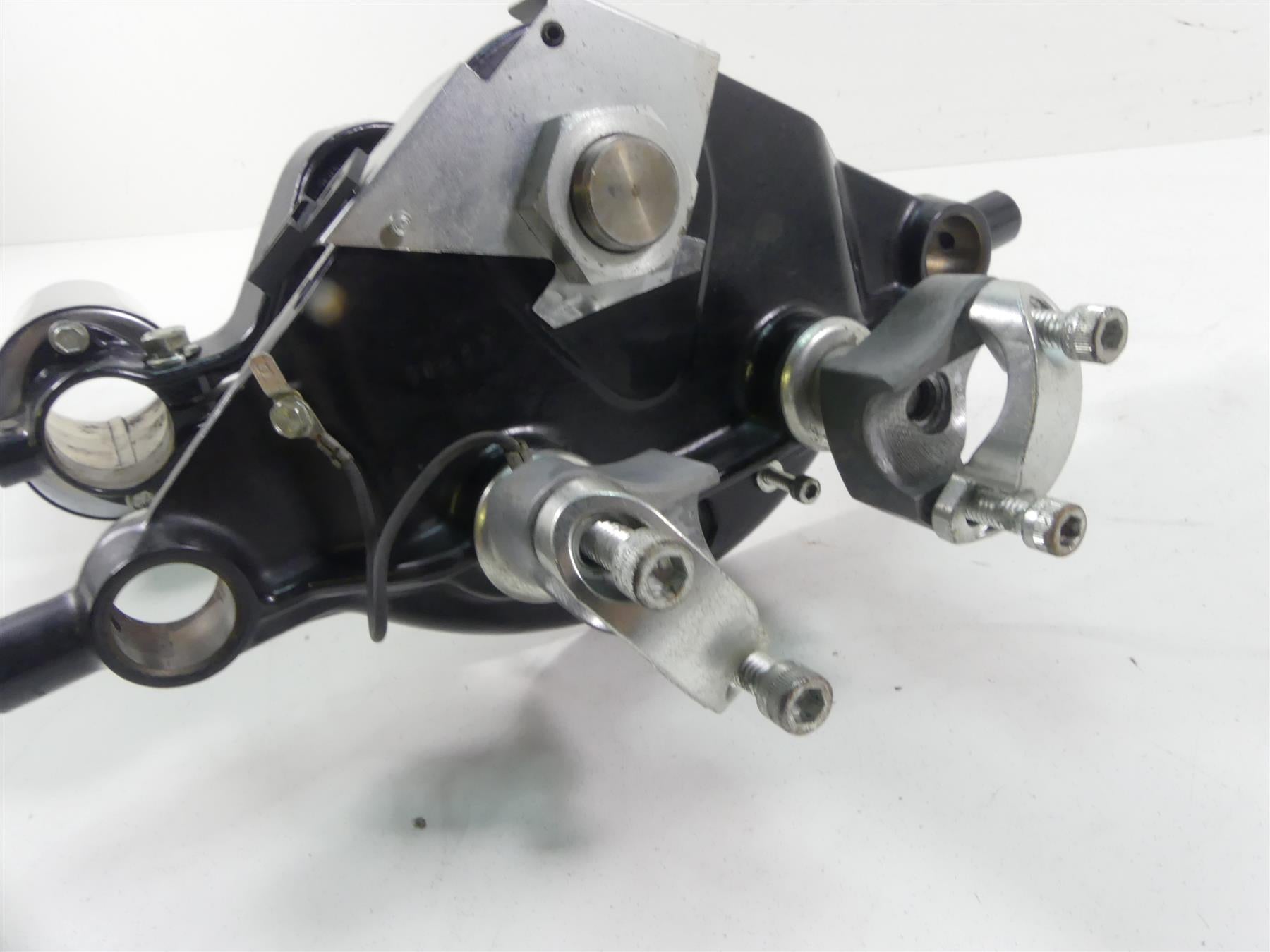 2004 Harley FLHTC SE CVO Electra Glide Upper Lower 41mm Triple Tree Set 45446-87 {{ shop.shopifyCountryName }} - Mototech271