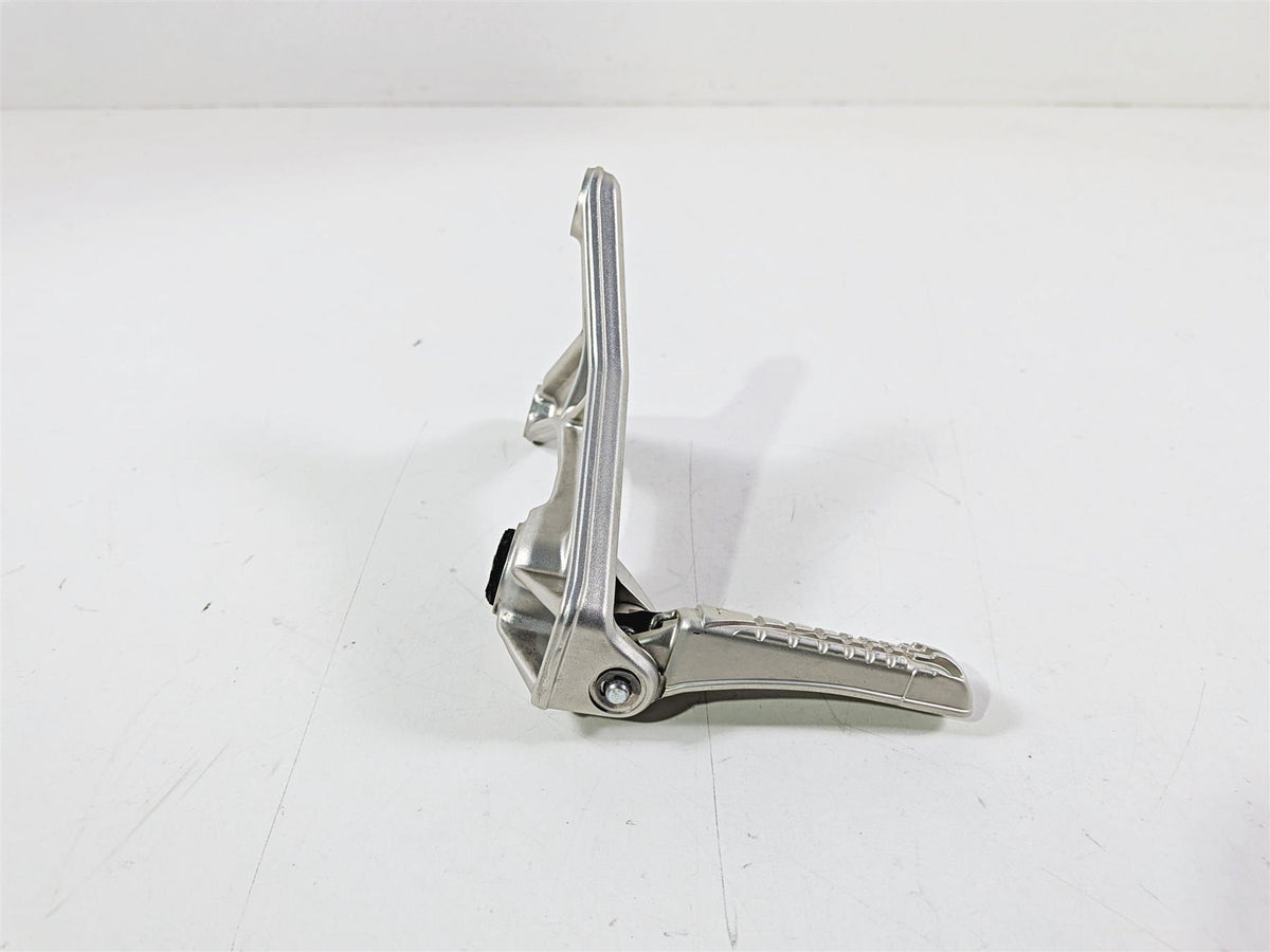 2016 Mv Agusta F3 800 RR Right Rider Foot Peg Rest & Mount 8000B5654-Mototech271