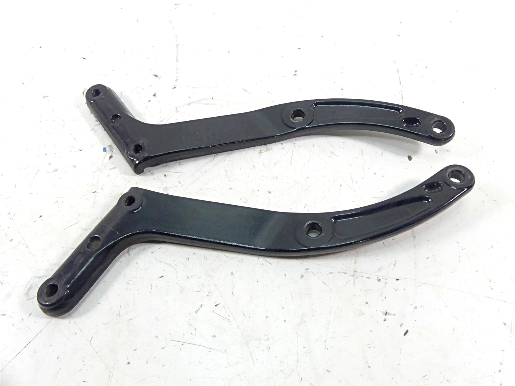 2011 Harley Softail FLSTF Fat Boy Rear Braces Frame Struts Mounts 47812-08 {{ shop.shopifyCountryName }} - Mototech271