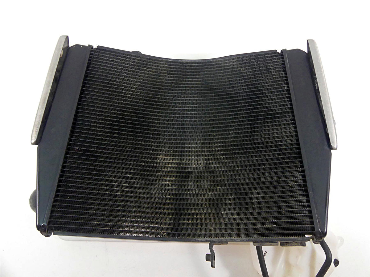 2022 Triumph Speed Triple 1200 RS Radiator Fan Reservoir Hoses Set T2100941 {{ shop.shopifyCountryName }} - Mototech271