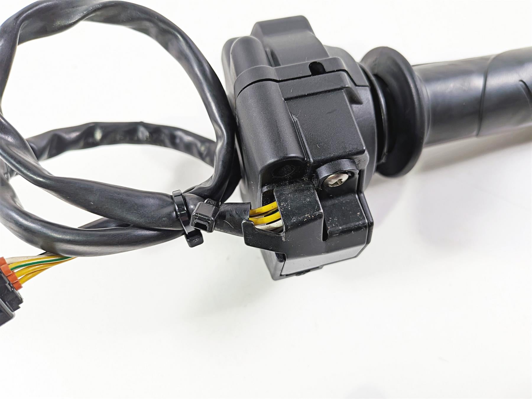 2017 Ducati Panigale 1299 Ride By Wire Throttle Grip Sensor 66020011B-Mototech271