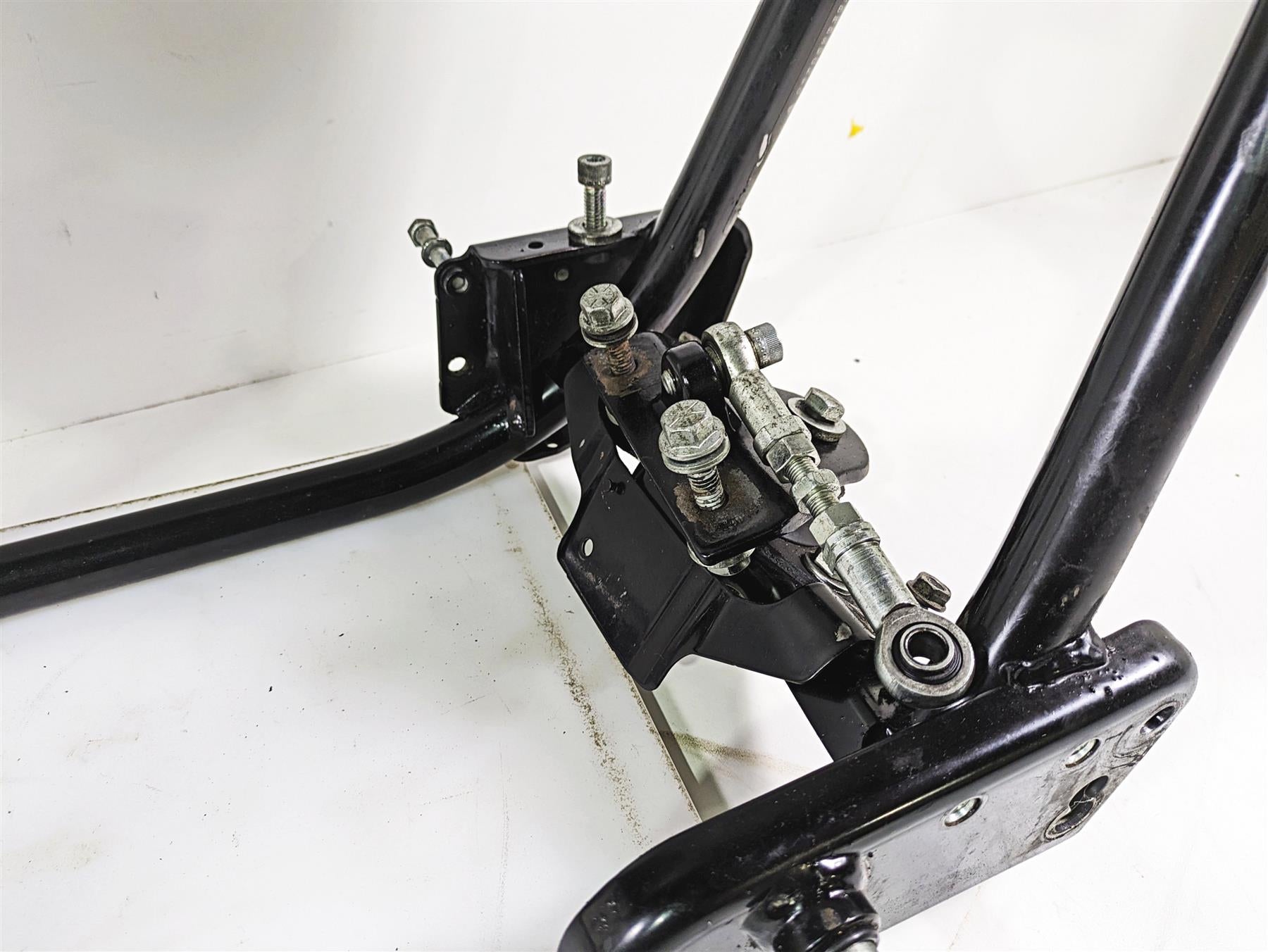 2008 Harley Touring FLHTCU E-Glide 105TH Straight Main Frame Chassis With Clean North Dakota Title47900-08BHP {{ shop.shopifyCountryName }} - Mototech271