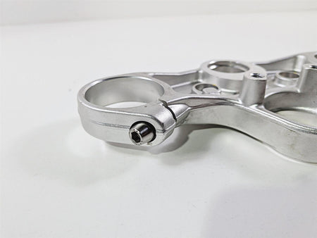 2016 Aprilia RSV 1100 Tuono V4 Factory Upper Triple Tree Steering Clamp 2B001610 {{ shop.shopifyCountryName }} - Mototech271