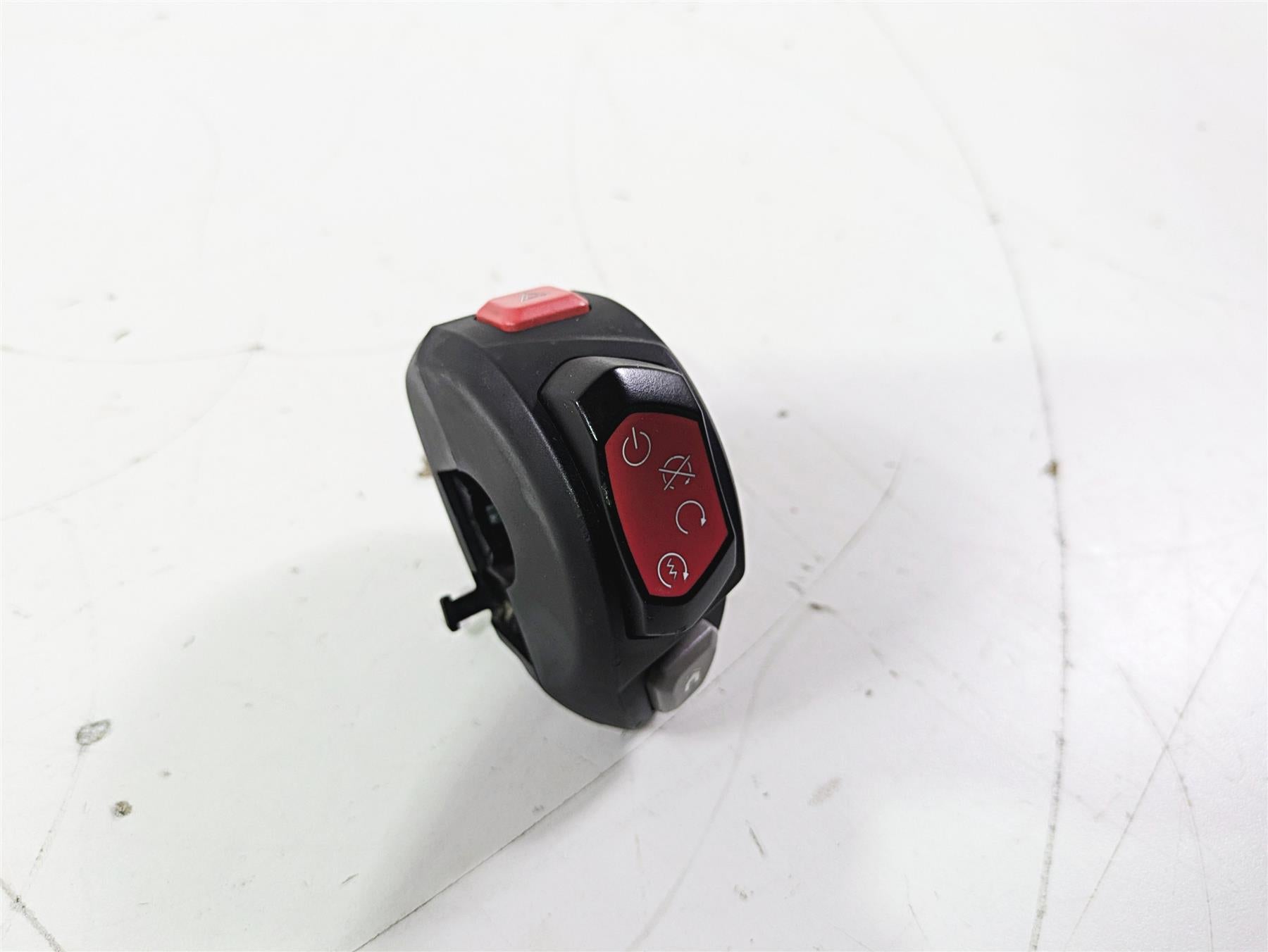 2019 Triumph Speed Triple RS 1050 Right Hand Control Switch Start Kill T2049706 {{ shop.shopifyCountryName }} - Mototech271